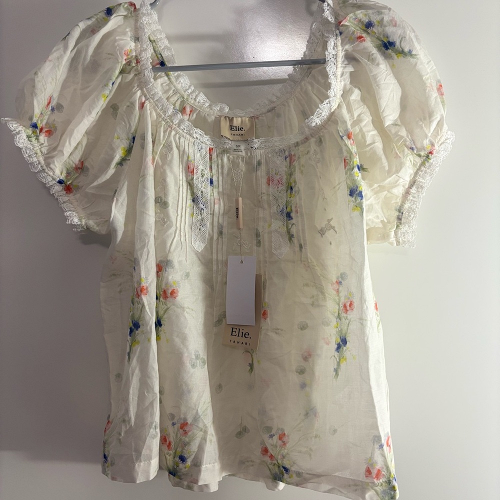 NWT- Ellie Tahari Embroidered Puff Sleeve Blouse Floral Cotton Top Size Small